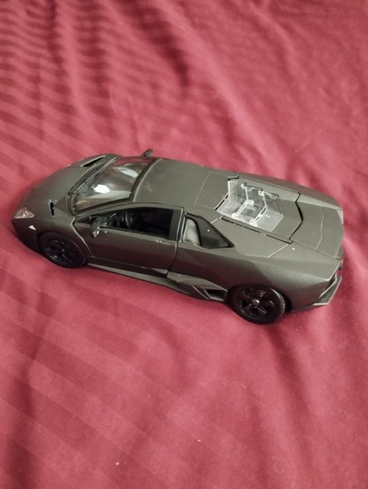 Продается машина сувенир