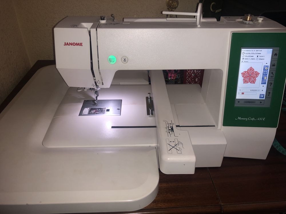 JANOME Memory Craft 450 E