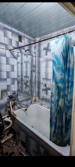 Чиланзар 1 комнатная  4 этаж 5ти этажки