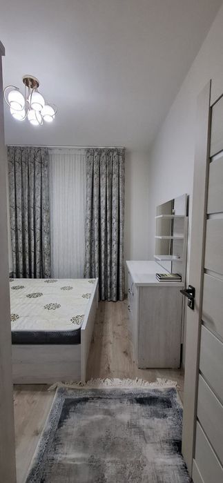 Olmazor sitida ikki xonali kvartira sotiladi.