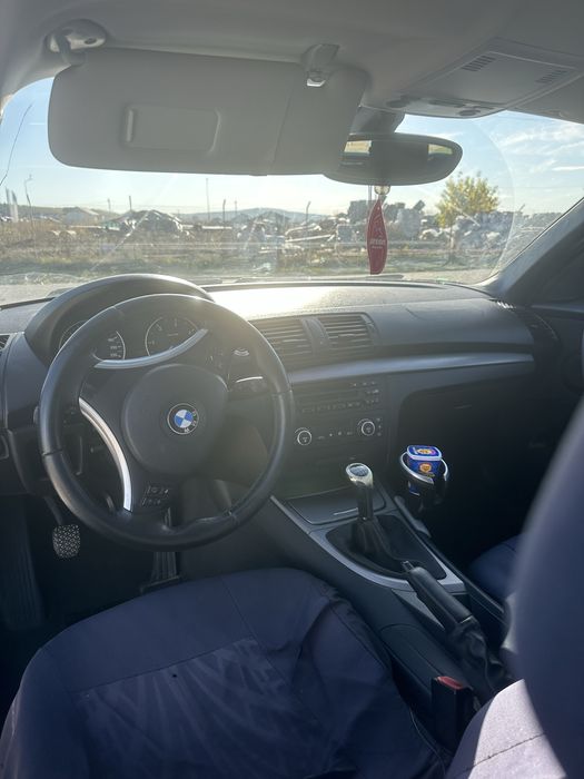 Vand bmw seria1 masina personala