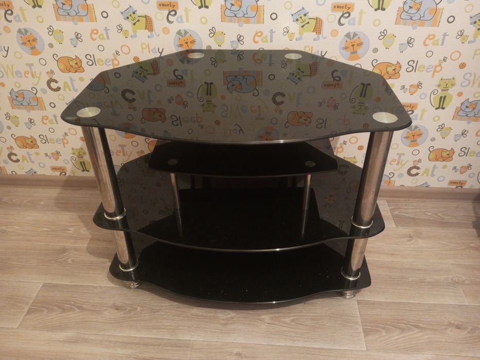 Стол стеклянный     .