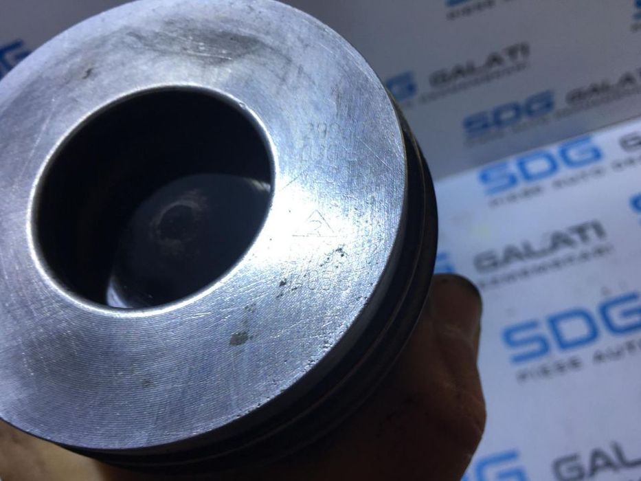 Piston Complet cu Biela 2.0TDI BRE 103KW 140CP Audi A6 C6 2004 - 2011 Cod Piesa : 03GE / 038J