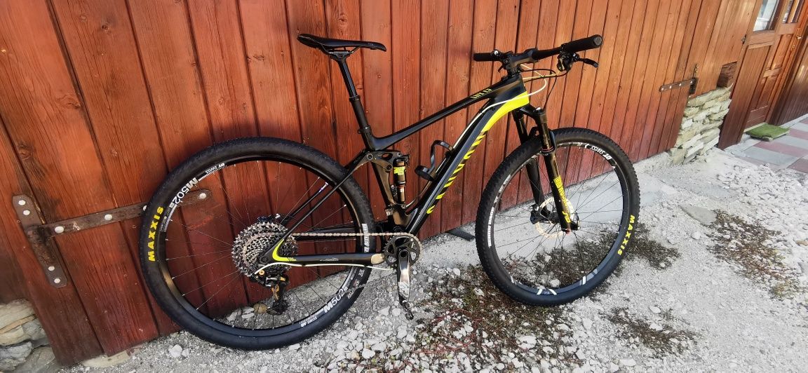 Bicicleta (XC) Canyon lux CF 2018