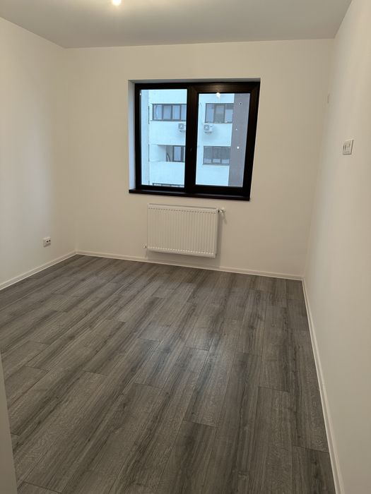 Vand Apartament 2 camere NOU decomandat etaj 2