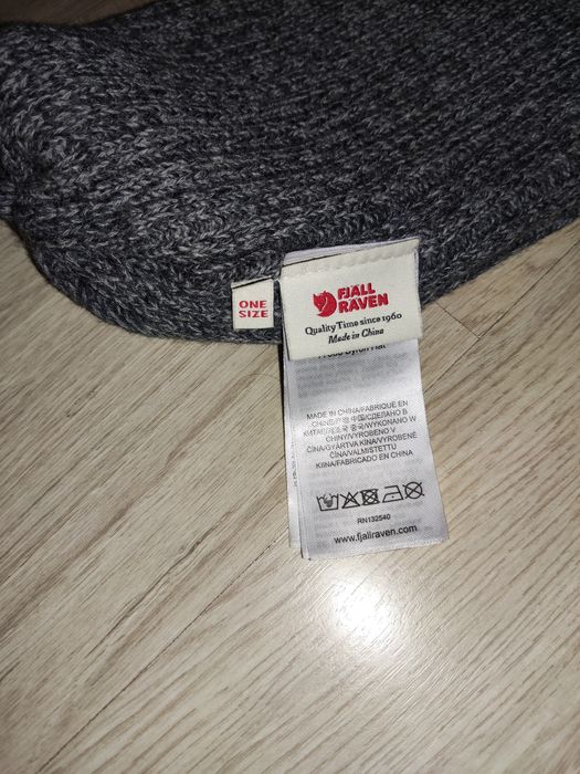 Fjallraven Byron Hat - dark grey/grey, вълнена зимна шапка