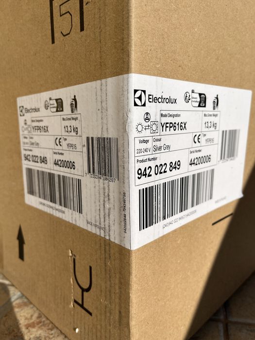 Vand hota telescopica Electrolux, 60cm, inox, noua, 5 ani garantie