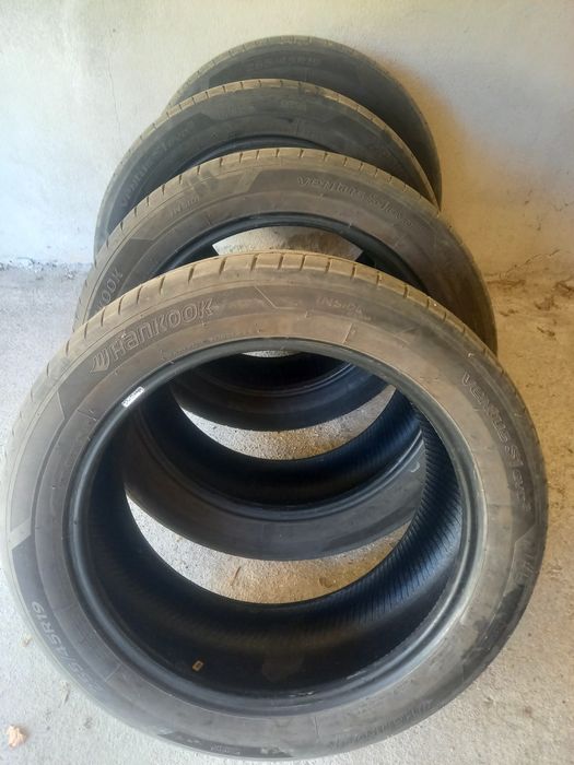 255 / 45 / 19    Hankook Ventus S1 Evo 3