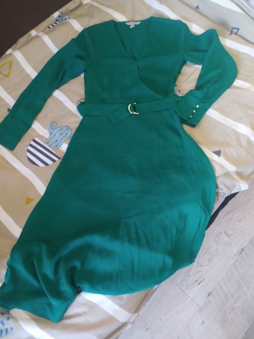 Зелена рокля s размер h&m