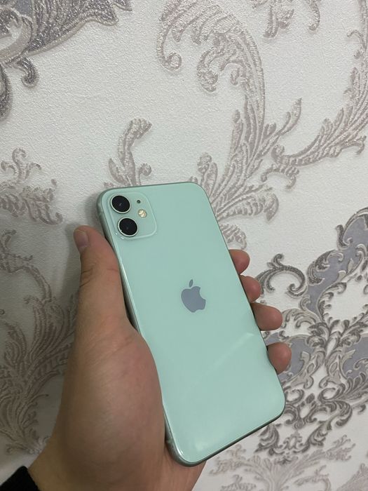 iPhone 11 c гарантией