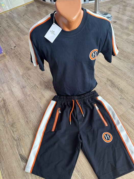 Hermes compleuri