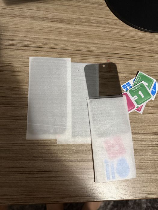 Folie de sticla iphone 15/15 pro privacy