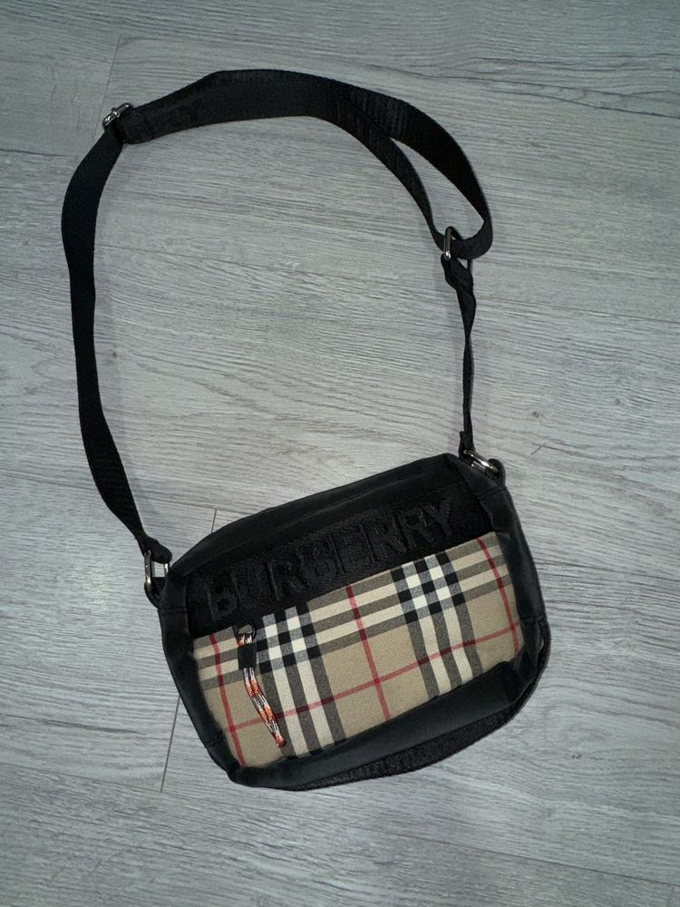 Унисекс чанта Burberry