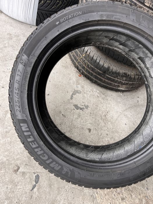 4 anvelope iarna ca NOI 225/45/17 , Michelin , DOT 2024 , 7.8 mm