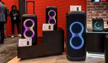 Inchiriez boxe JBL Partybox (Encore, 320, 710), lumini, videoproiector