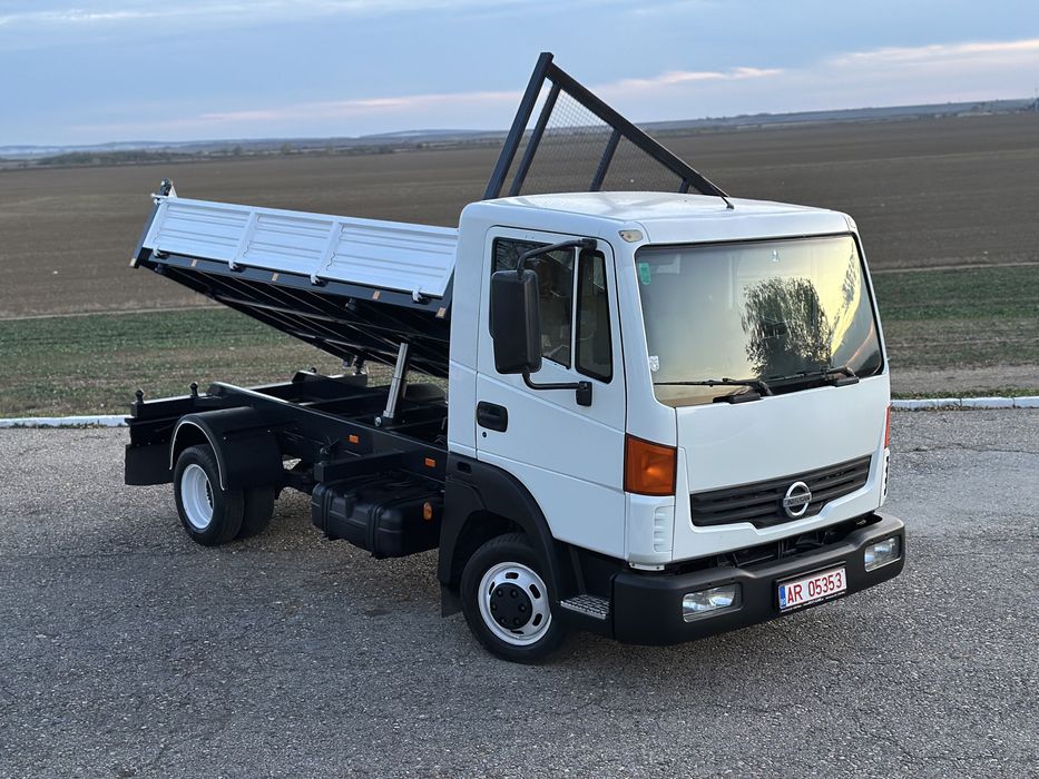 Nissan Atleon 35C15 - 3.0 Diesel - 150 cai, Basculabil, Clima