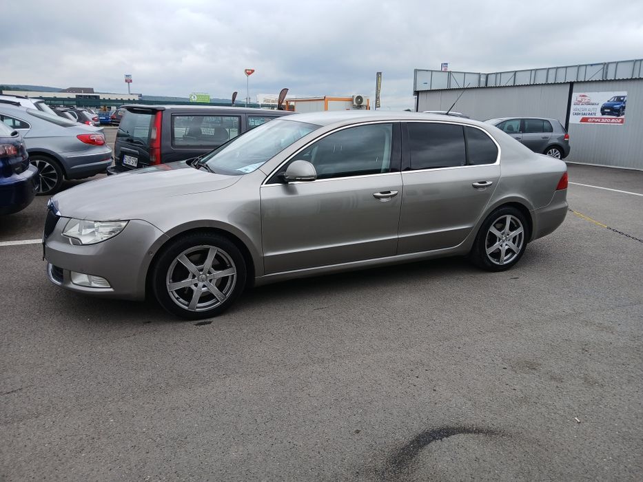 Skoda Superb 2.0 TDI 170cp DSG