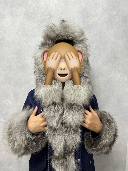 Джинсовая парка с мехом песца и подкладкой из кролика