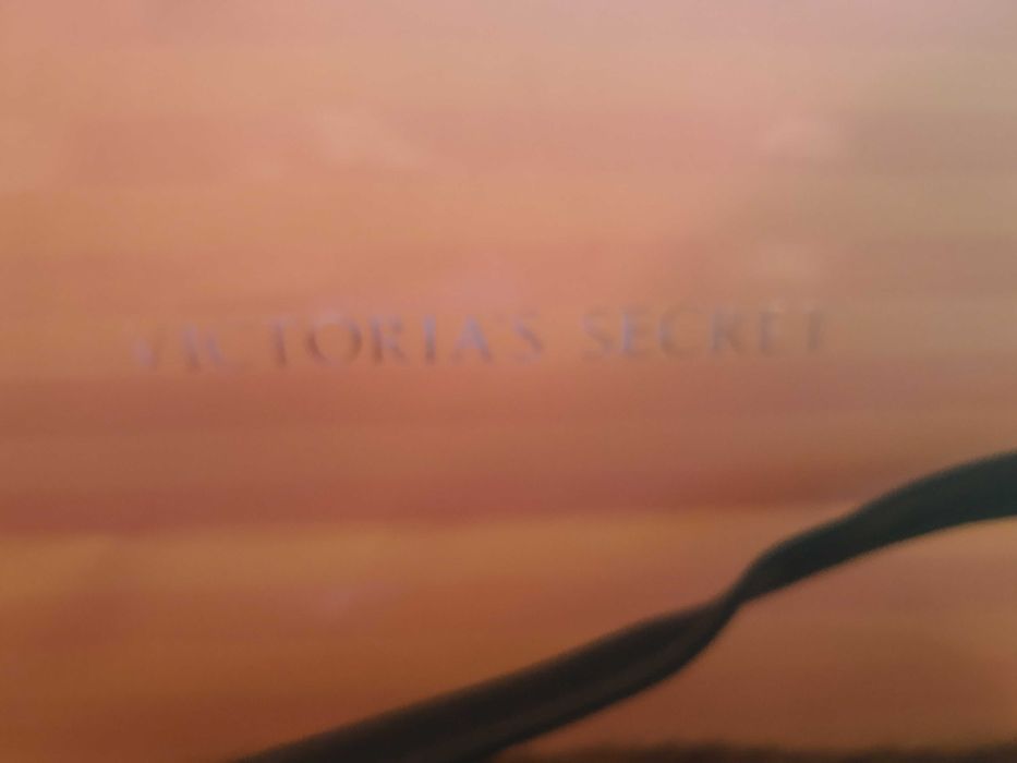 Чанта ,естествен косъм,цяла кожа,фирма Victoria's secret