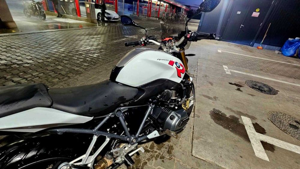 BMW R 1200 R LC Stare impecabila