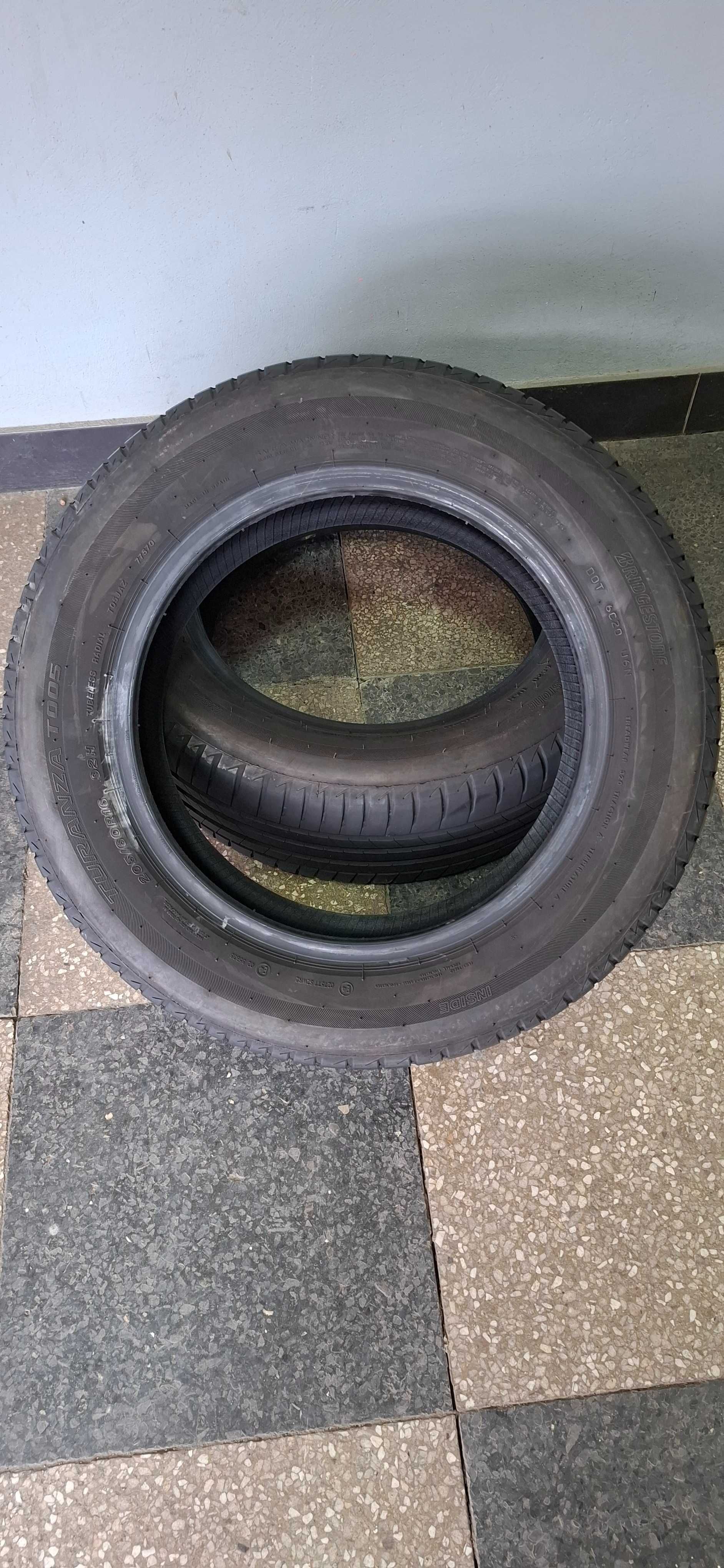2бр. 205/60/16 Bridgestone 6mm грайфер ,дот 23г. Безплатен монтаж
