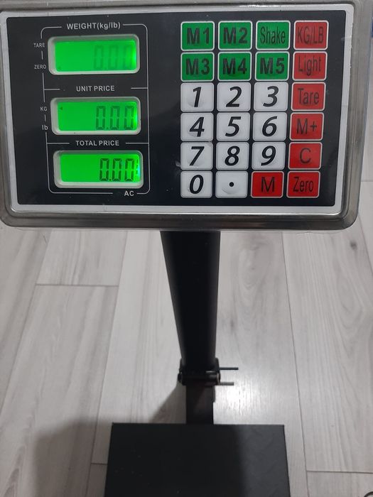 Vând cântare electronice de podea noi