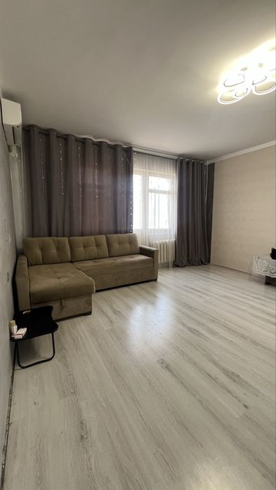 Квартира Авиасозлар 1, 5 этаж 44кв