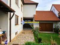 Inchiriere Casa individuala 5 camere Renovata Izolata Finisata