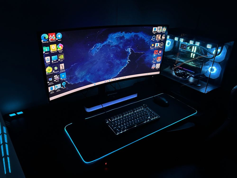 Продаю мощный игровой компьютер RTX4080 super, core i7-14700kf