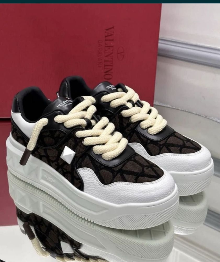 Adidasi Valentino Calitate Premium