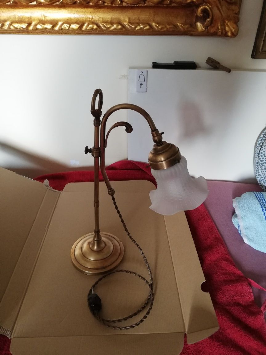 Lampă veche de birou din alama