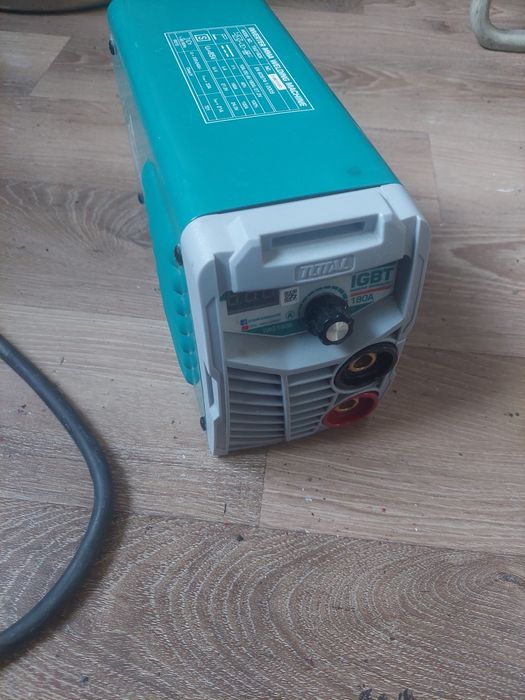 Сварочный аппарат (инвертор) TOTAL TW21806.