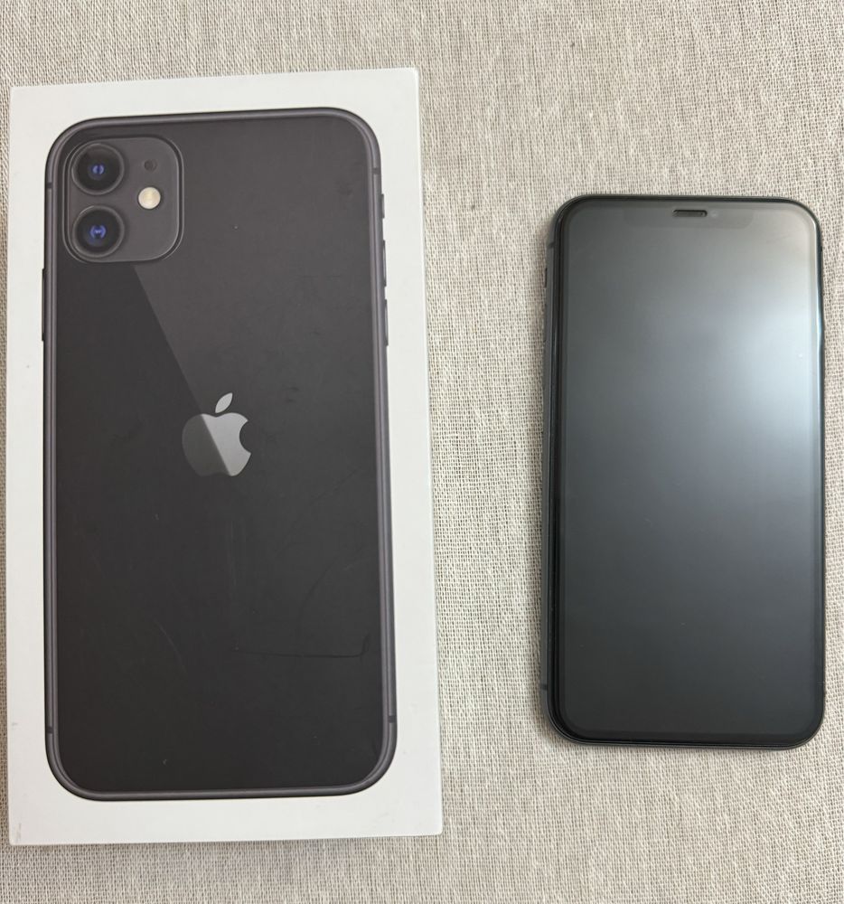 Смартфон Apple iPhone 11, 64 GB, black