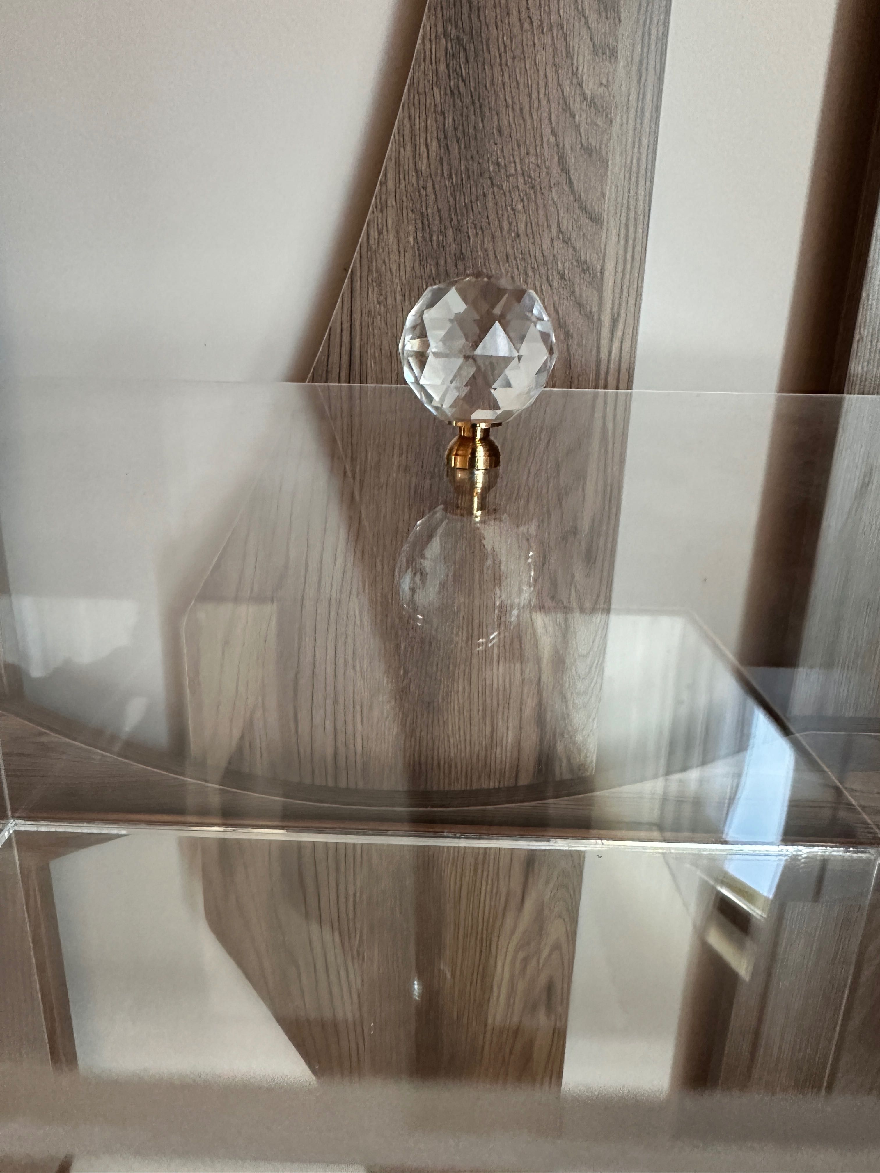 Кутии от Plexiglass