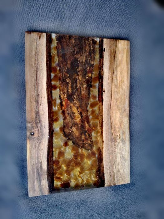 Дъски от епоксидна смола и орех