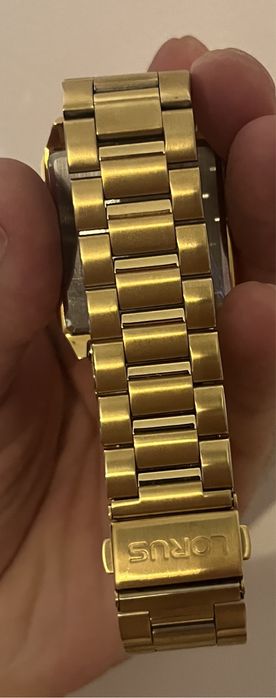 Vând ceas bărbătesc  Lorus