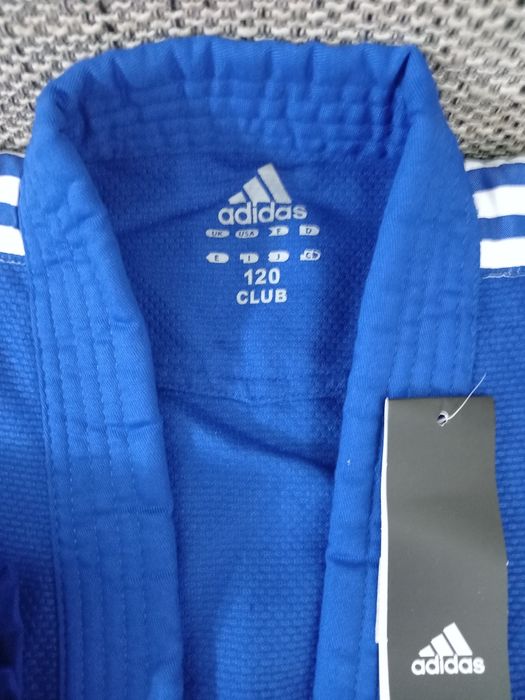 Kimono adidas nou nouți mărimea 120