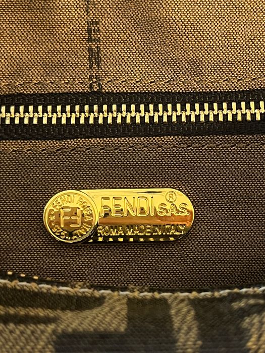 Geanta de umar FENDI