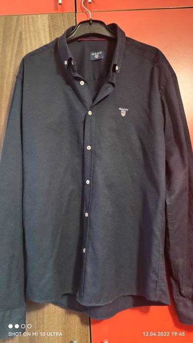 Vând cămăși originale hugo boss, palzileri lab,