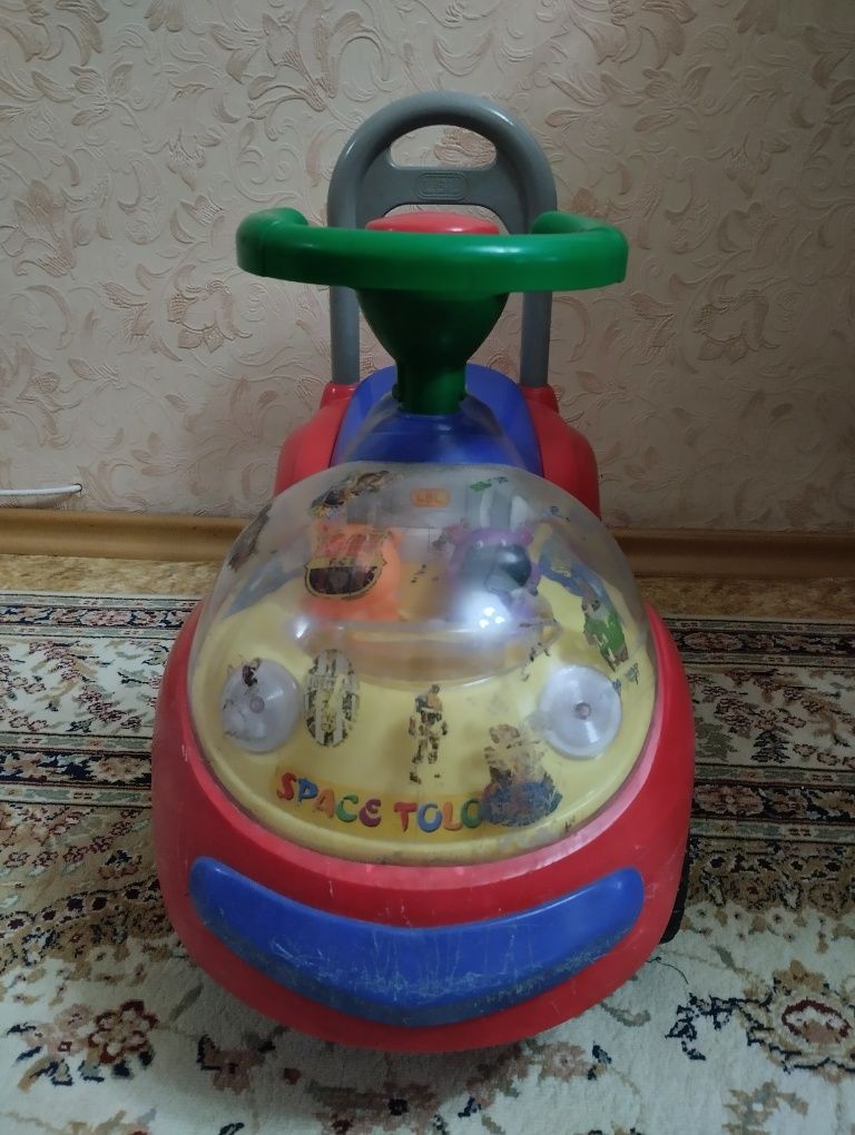 продается детская машинка в отличном состоянии