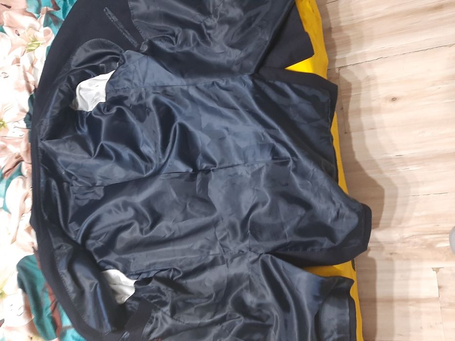 Sacou original gen HUGO BOSS marimea XXL