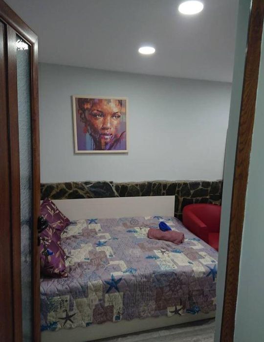 Дава се под наем Едностаен апартамент в Пловдив, Център - 25 кв.м за 178.5 € - Снимка #1