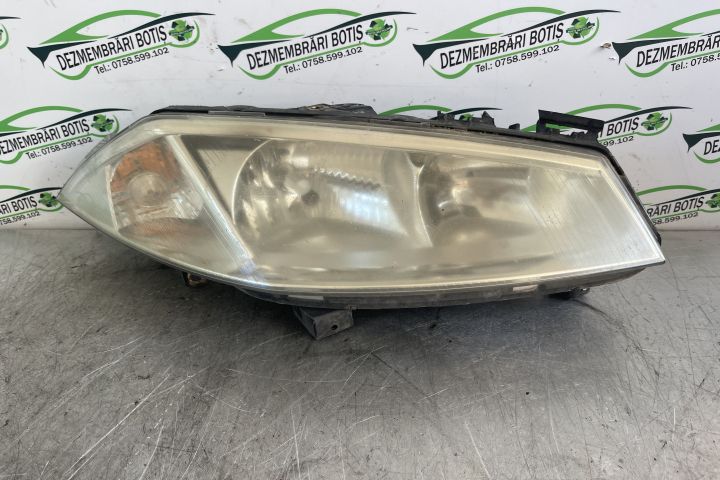 Far dreapta 89307000 Renault Megane a 2-a generatie