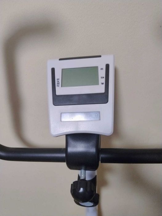 Bicicletă fitness / bicicletă staționară