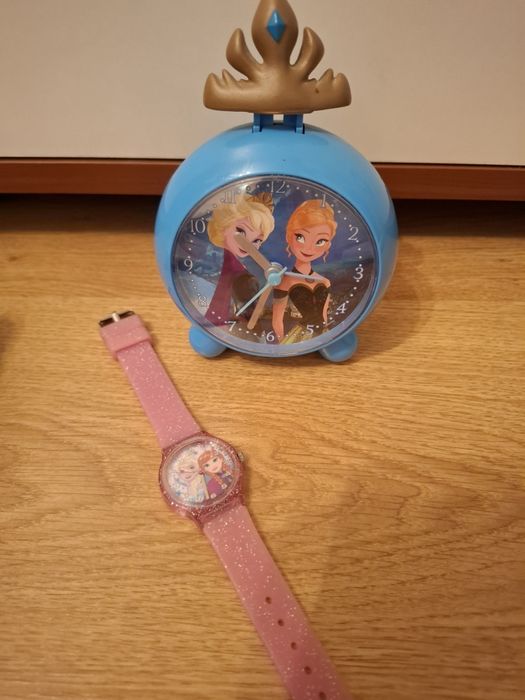 Ceasuri cu Elsa si Anna ( Frozen)