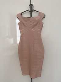 Бандажна рокля по тялото в кремав / бледо розов цвят / bandage dress