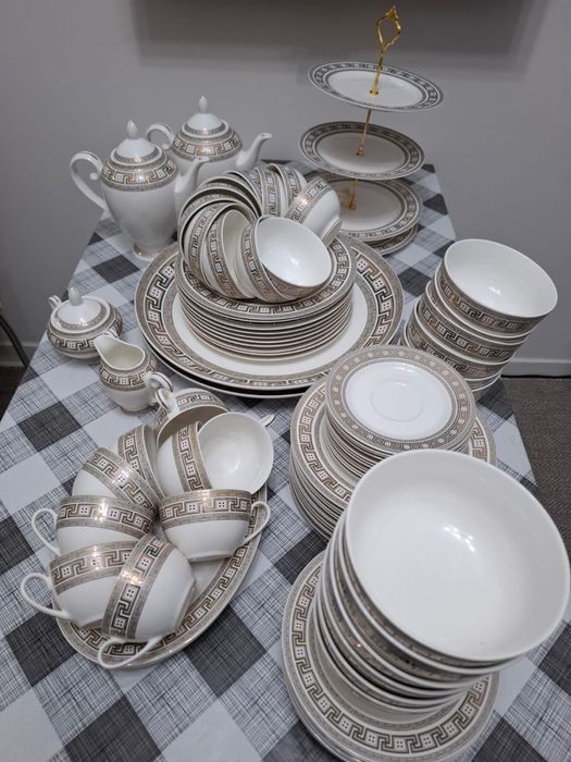 Кухонный сервиз на 12 персон
