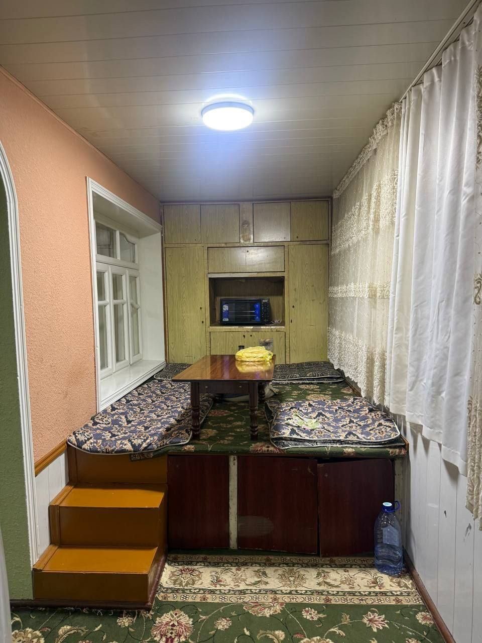 Kolonova. Olmazor.