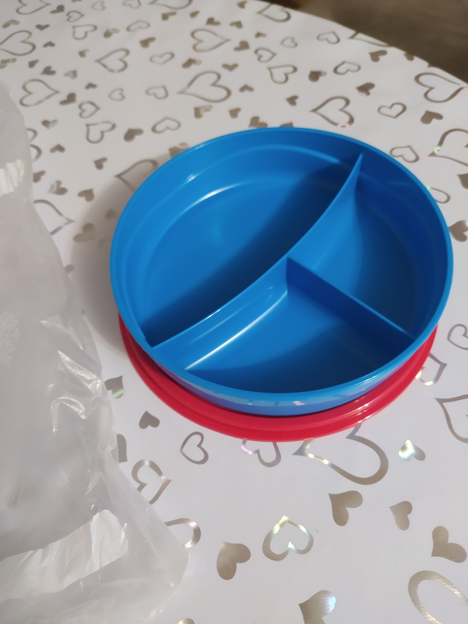 Продам контейнер Tupperware, новый, 350мл