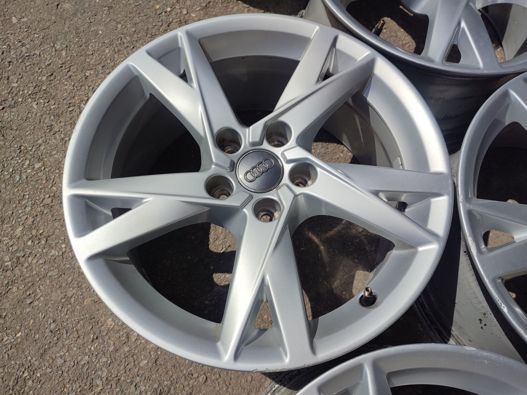 17" оригинални алуминиеви джанти за Audi A6,A4...